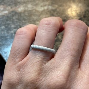 Size 5 Enso Silicone Ring